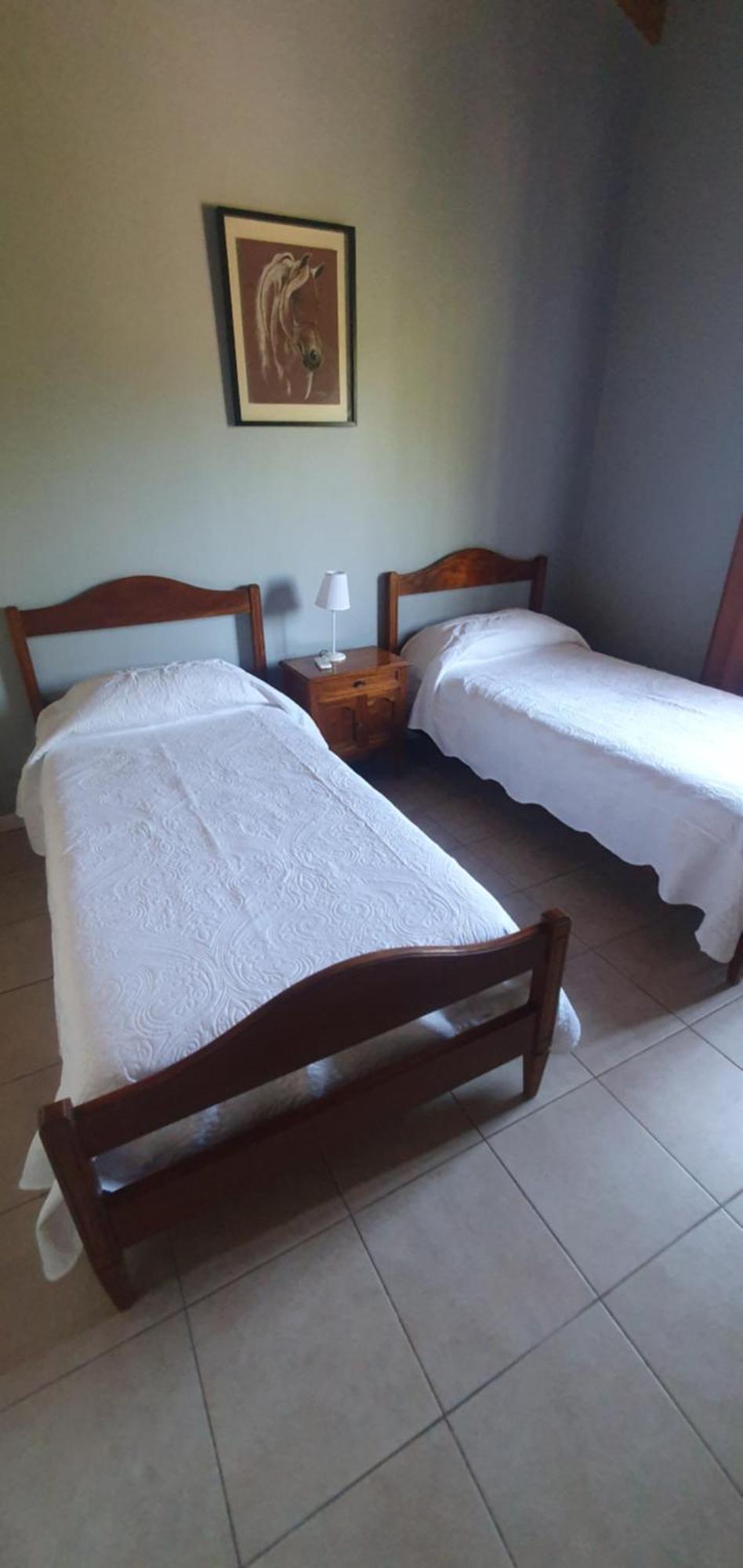 Apartamento Departamento Completo, Cochera, Parrilla. Zona Parque *